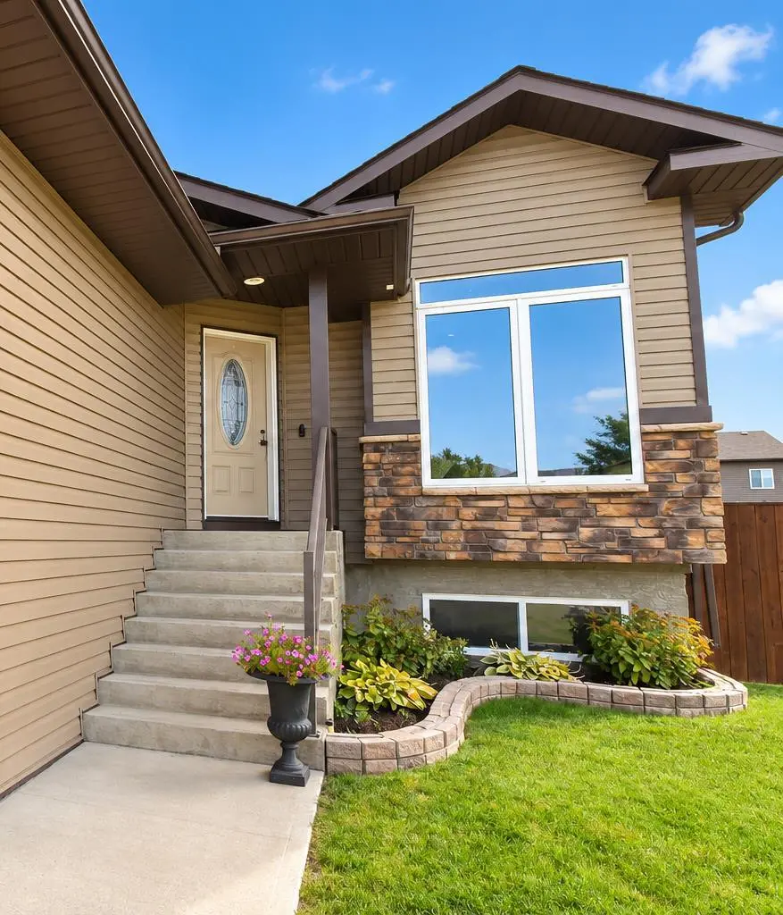 312 15th Street E, Brooks, Alberta T1R0Z6 For Sale | HouseSigma