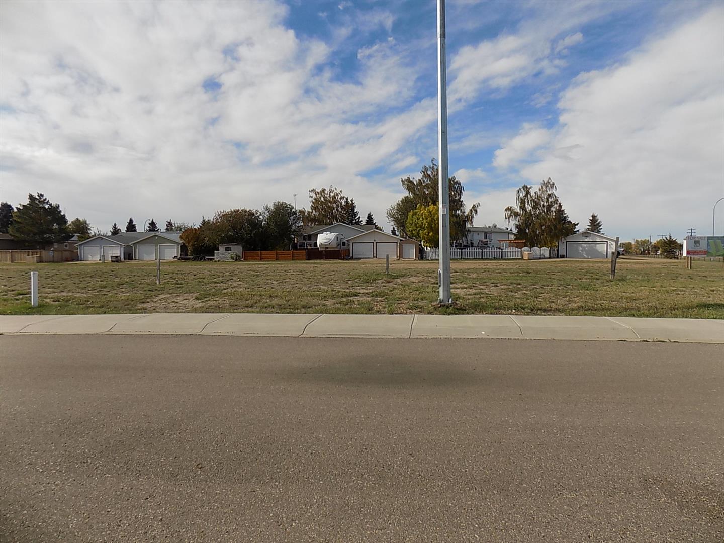 101 Fielding Place, Hanna, Alberta T0J1P0 For Sale HouseSigma