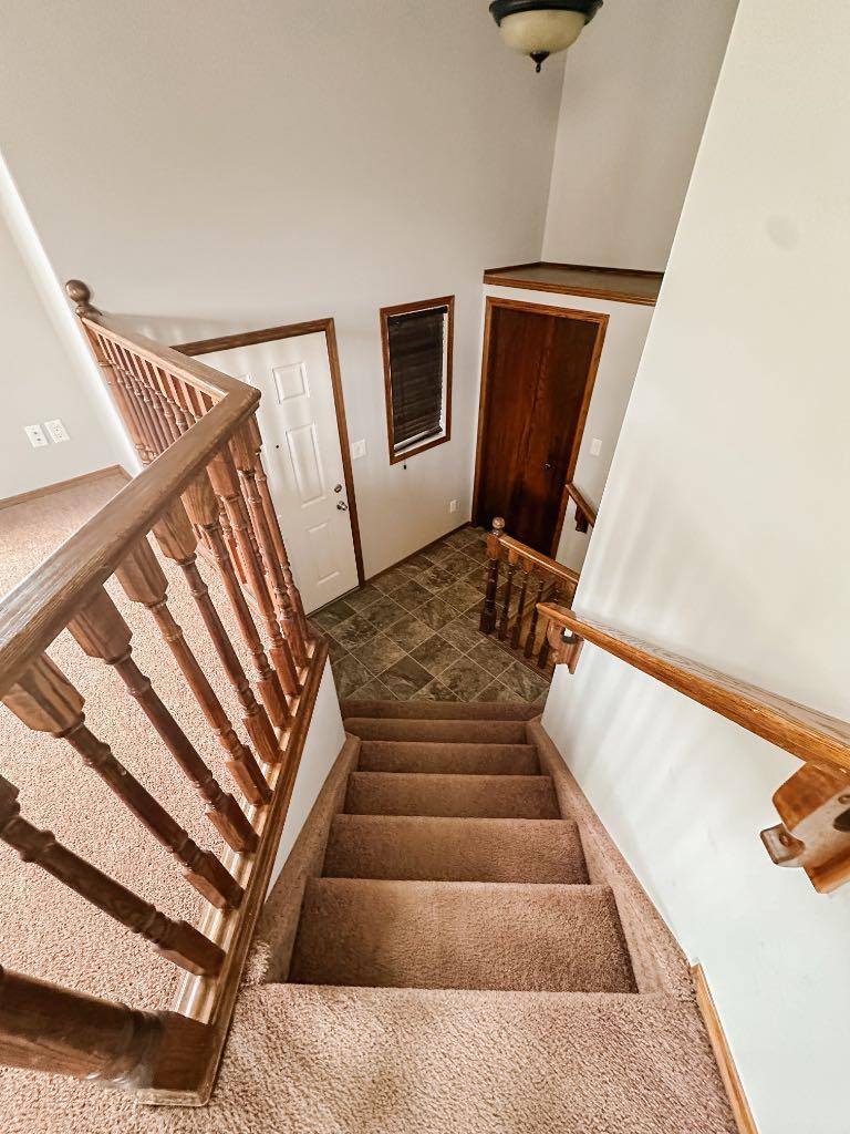 4401 58 Street Close, Rocky Mountain House, Alberta T4T0A4 For Sale