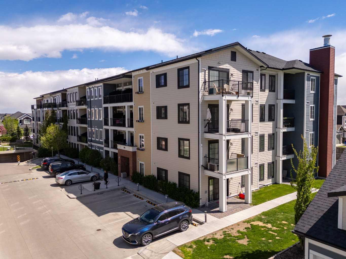 2215 215 Legacy Boulevard SE, Calgary, Alberta T2X3Z5 Listing History