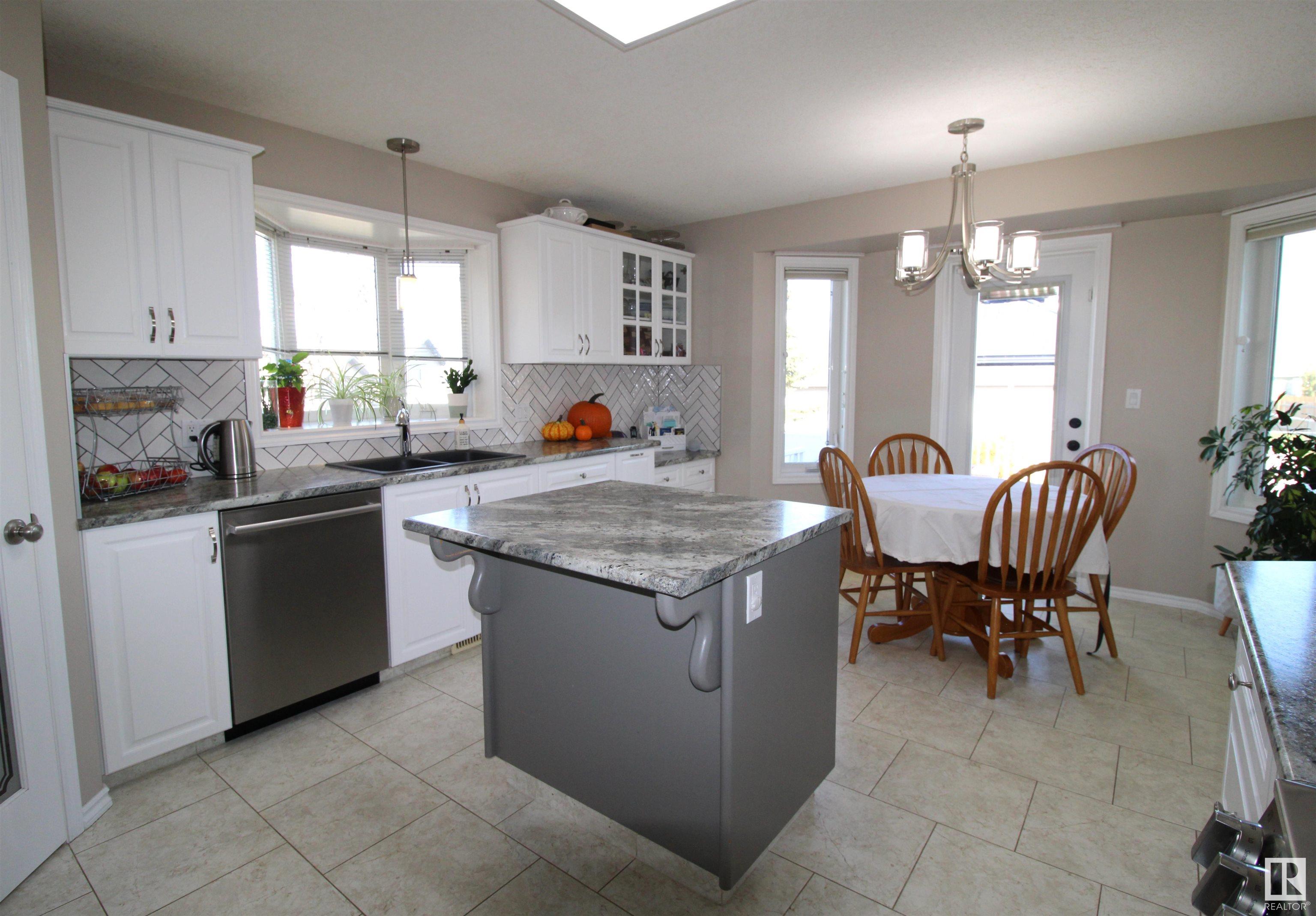 6017 47 Avenue, St. Paul Town, Alberta T0A3A1 For Sale HouseSigma