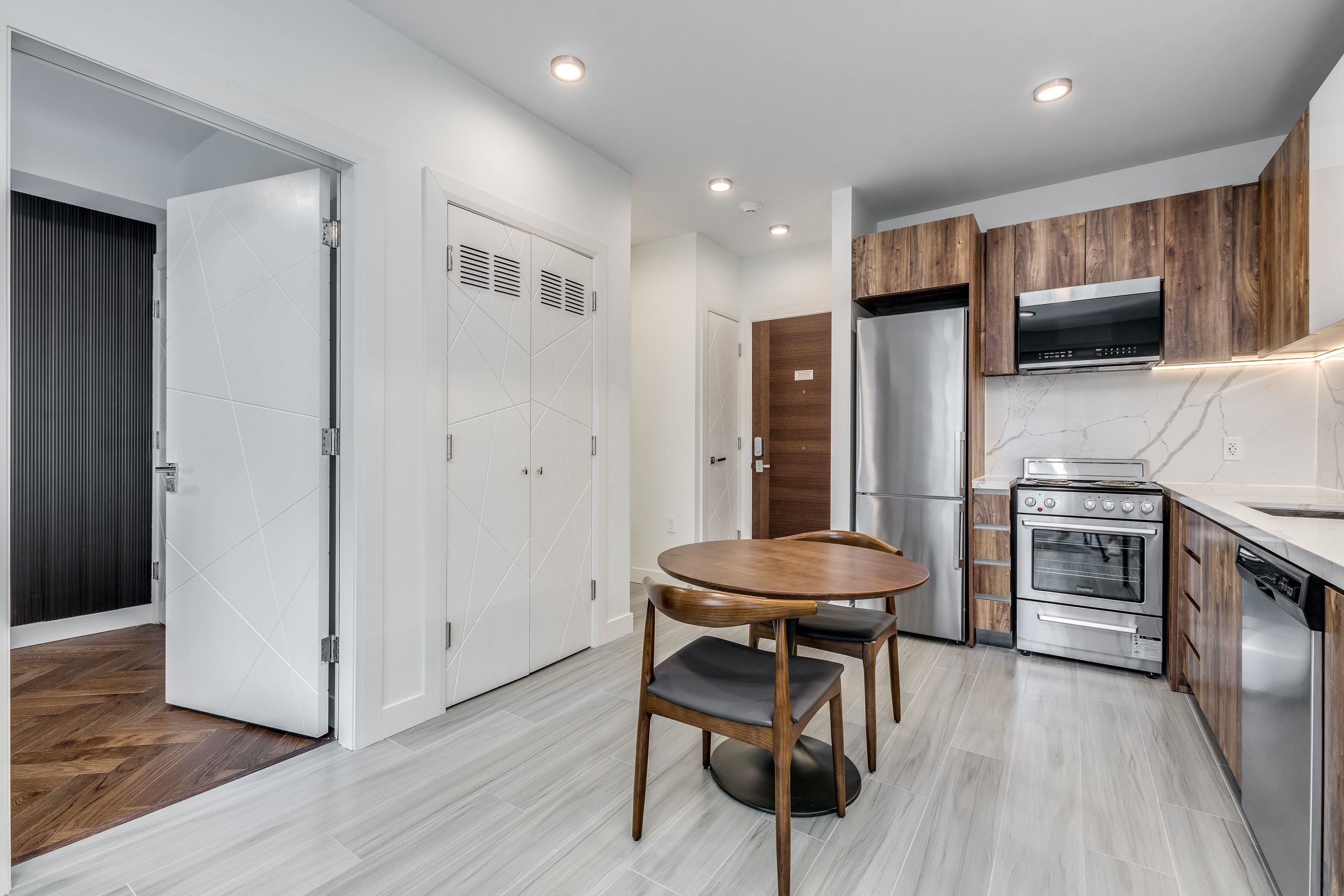 Unit 203 - 1168 Pendrell Street, Vancouver 5
