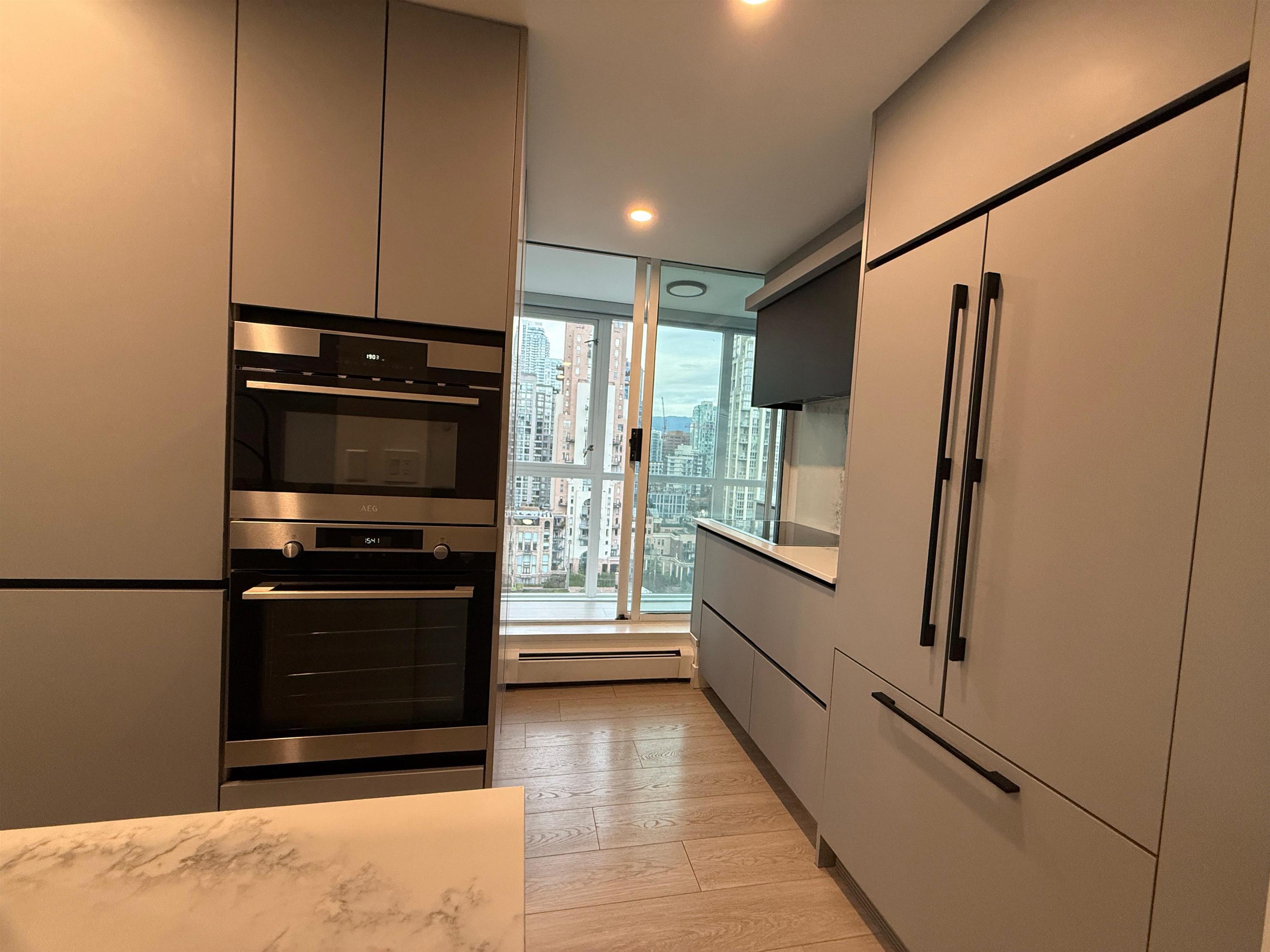 Unit 1801 - 289 Drake Street, Vancouver 5