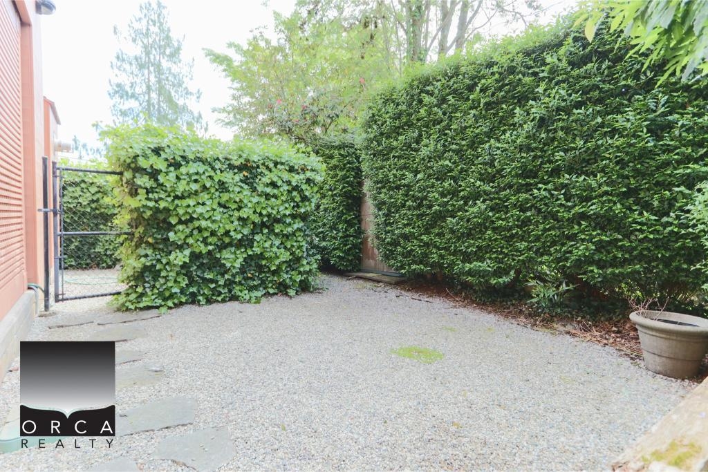 687 Beachview Drive, North Vancouver 5