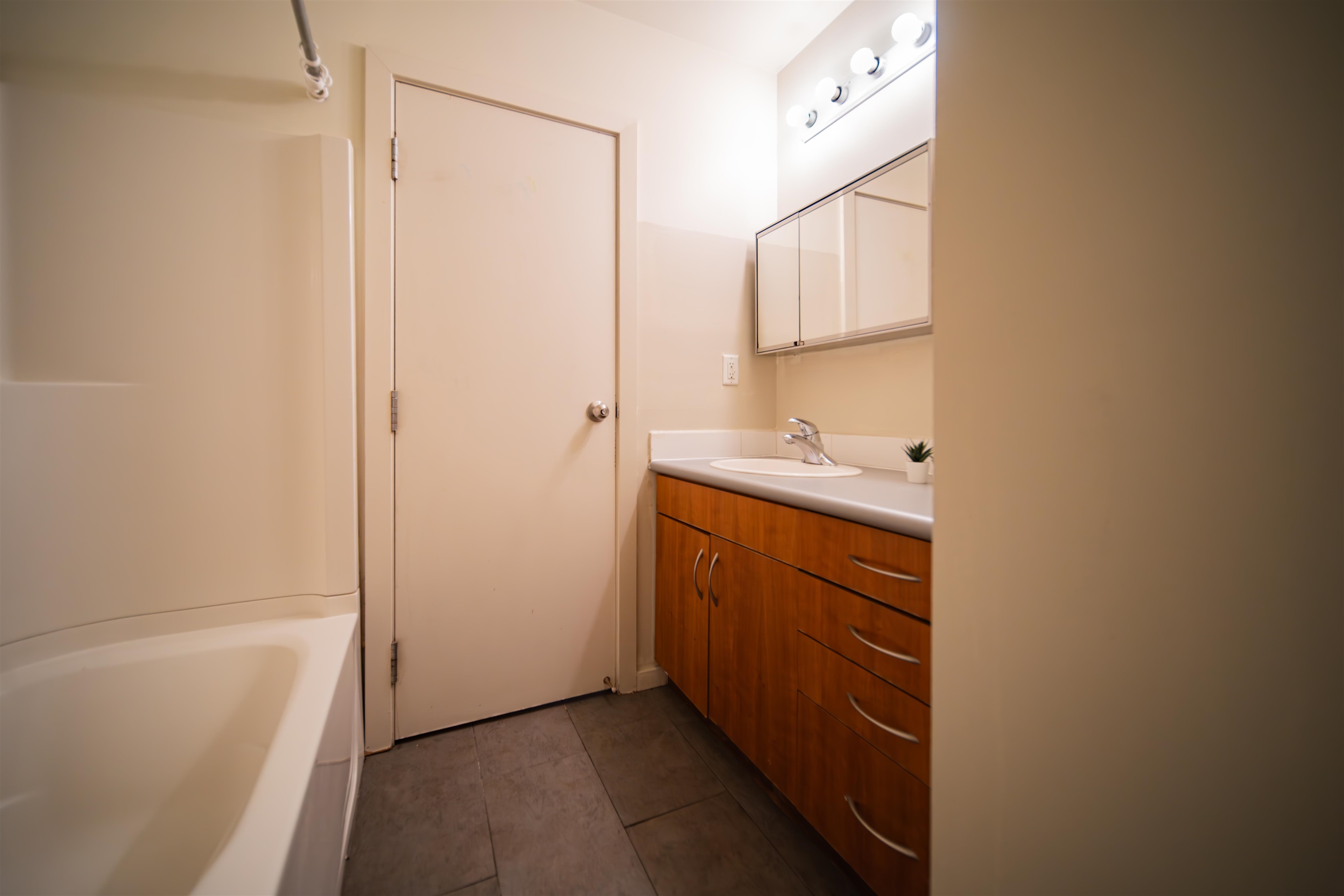 Unit 203 - 440 Richards Street, Vancouver 2