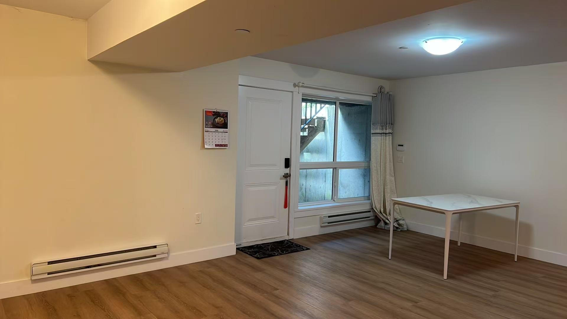 Unit Ground Level - 13766 North Bluff Road, Surrey 5