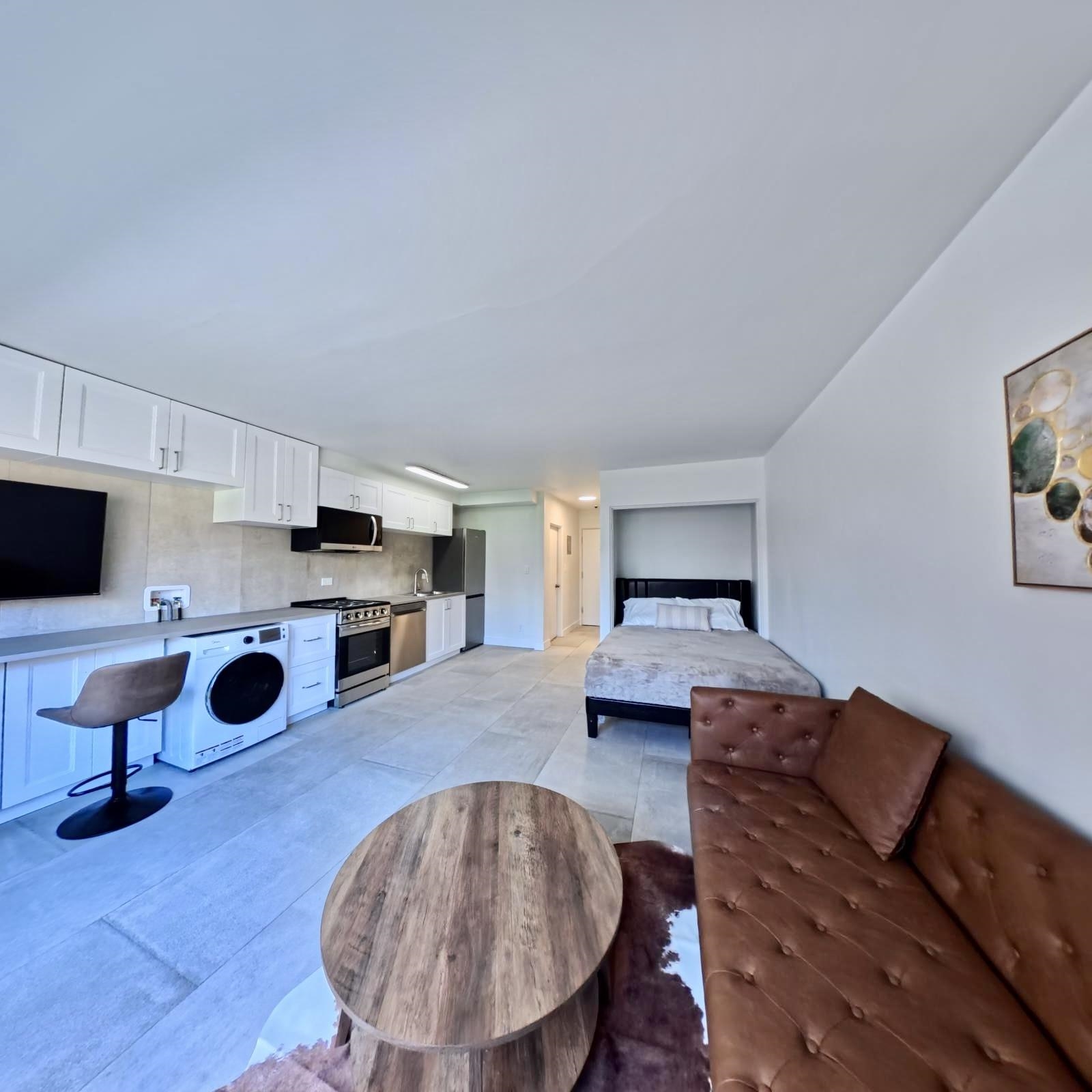 Unit 201 - 1540 Haro Street, Vancouver 3