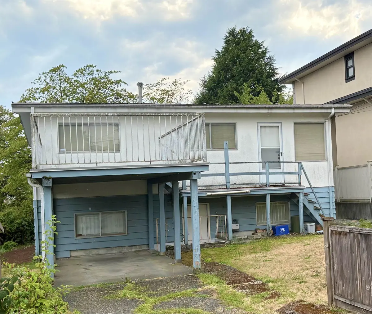 2635 Bobolink Avenue, Vancouver, British Columbia V5S2G1 For Sale