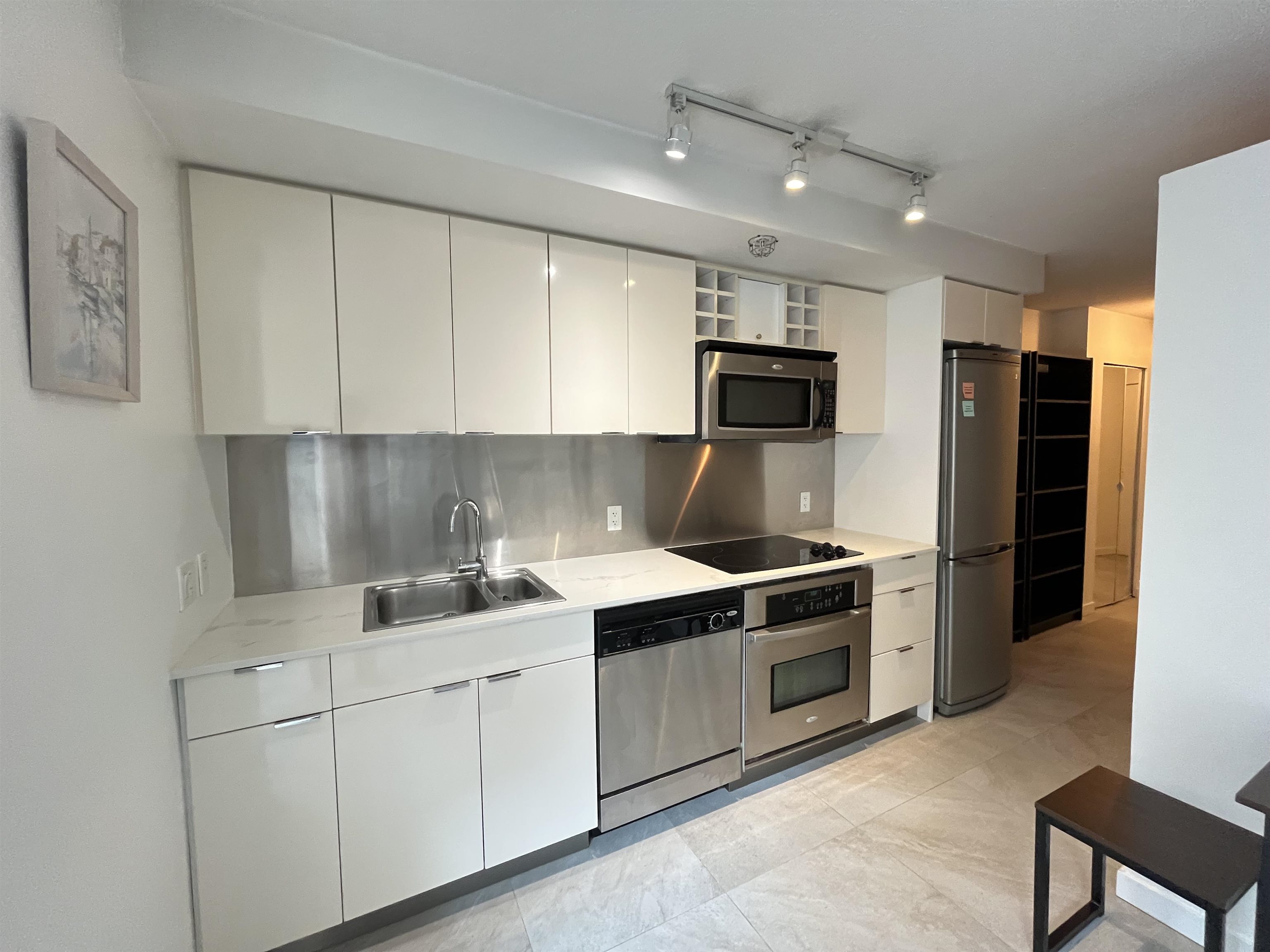 Unit 501 - 233 Robson Street, Vancouver 4