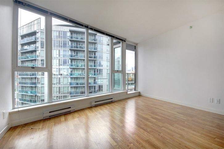 Unit 2710 - 233 Robson Street, Vancouver 4