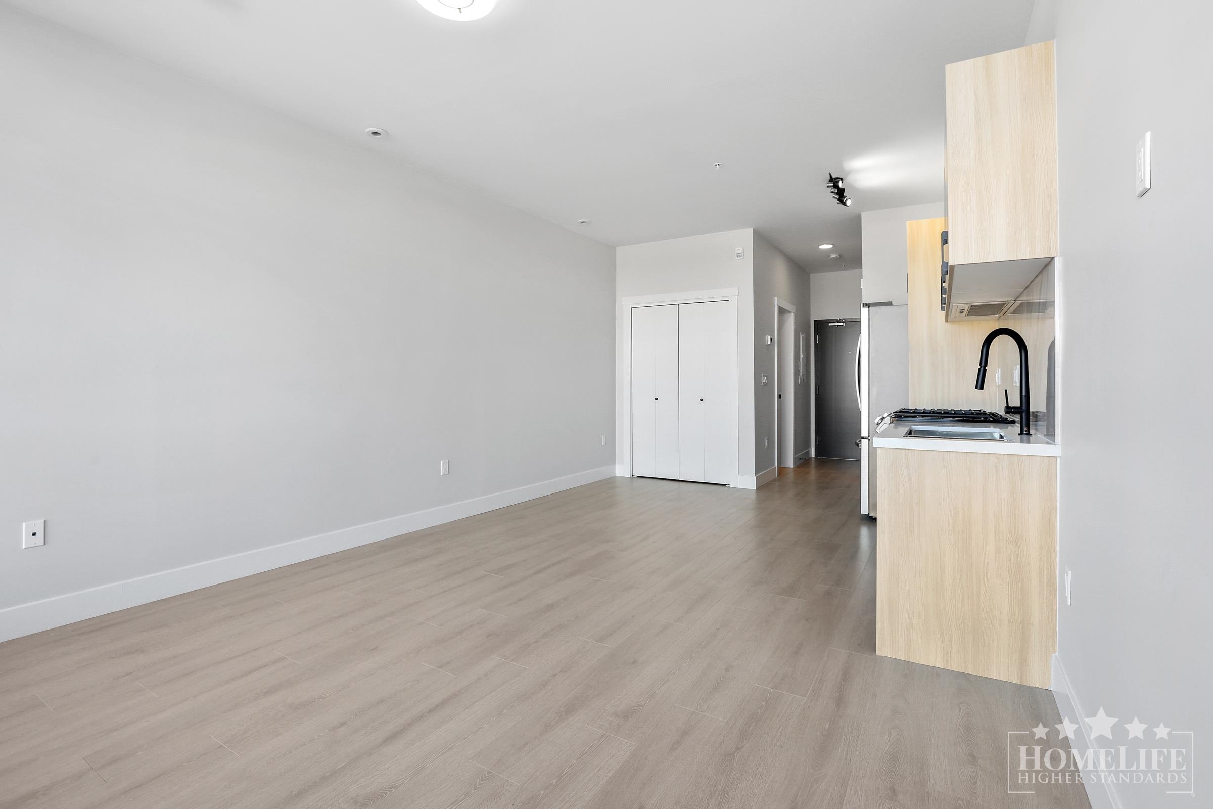 Unit 313 - 14858 60 Avenue, Surrey 5