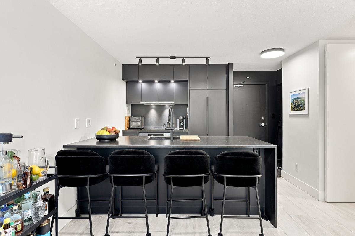 Unit 212 - 1082 Seymour Street, Vancouver 4