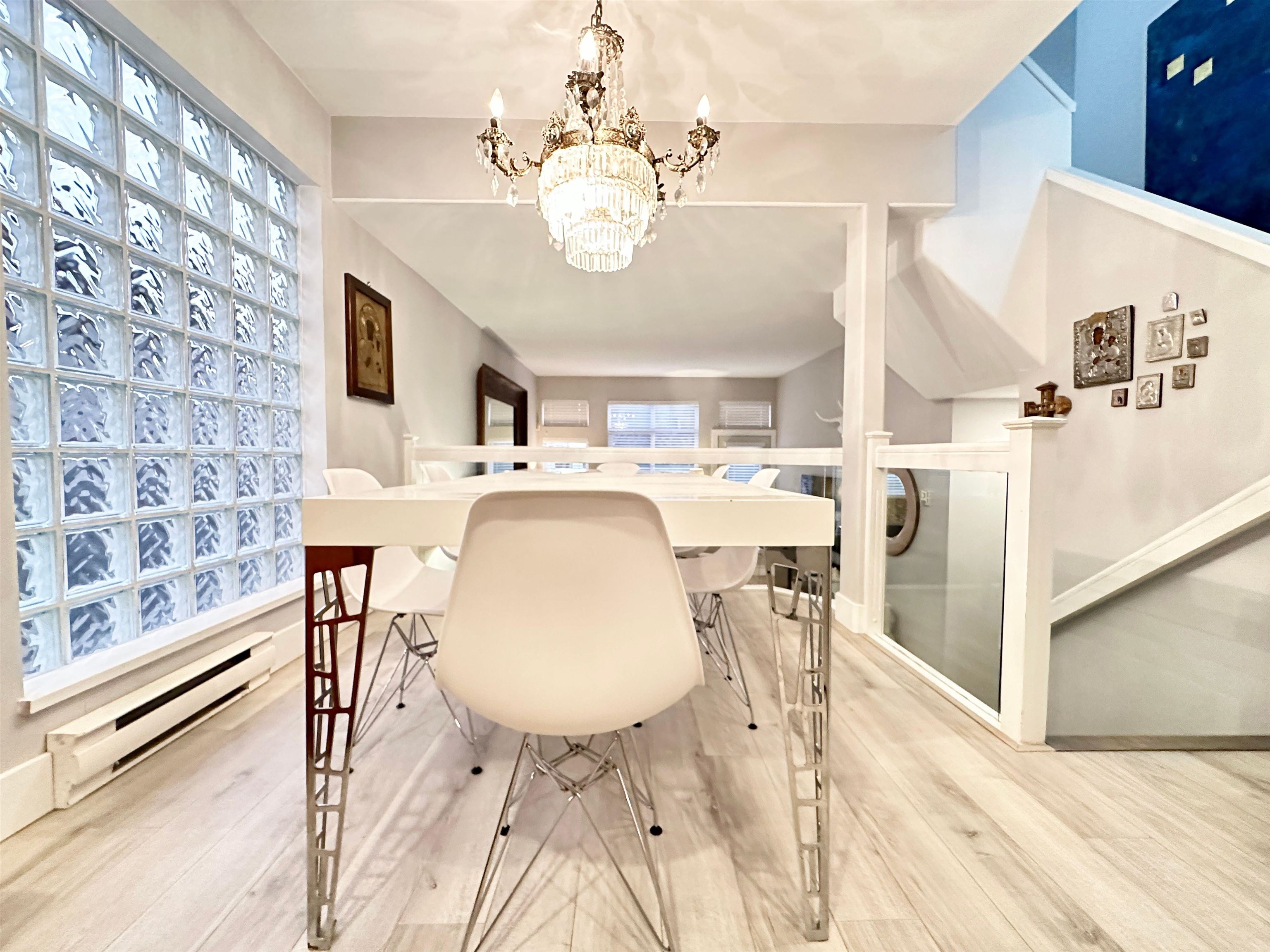 Unit D - 136 4th Street W, Vancouver 5