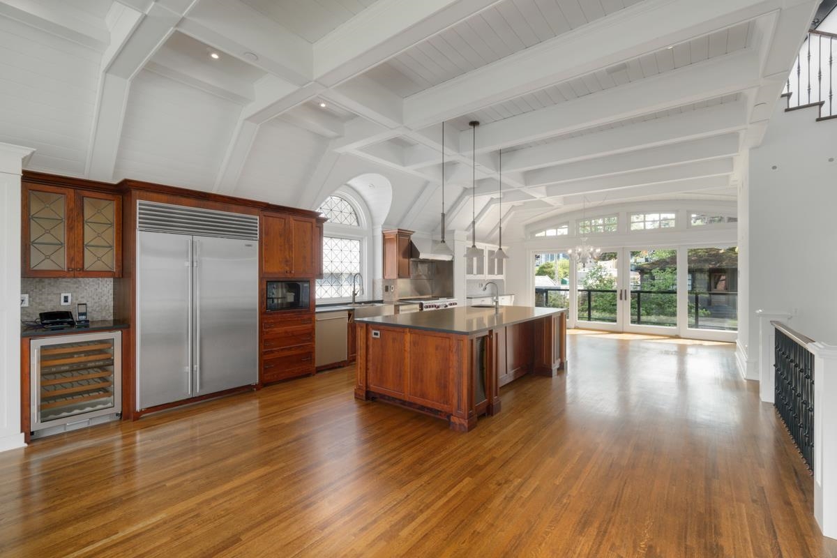 4588 2nd Avenue W, Vancouver 5
