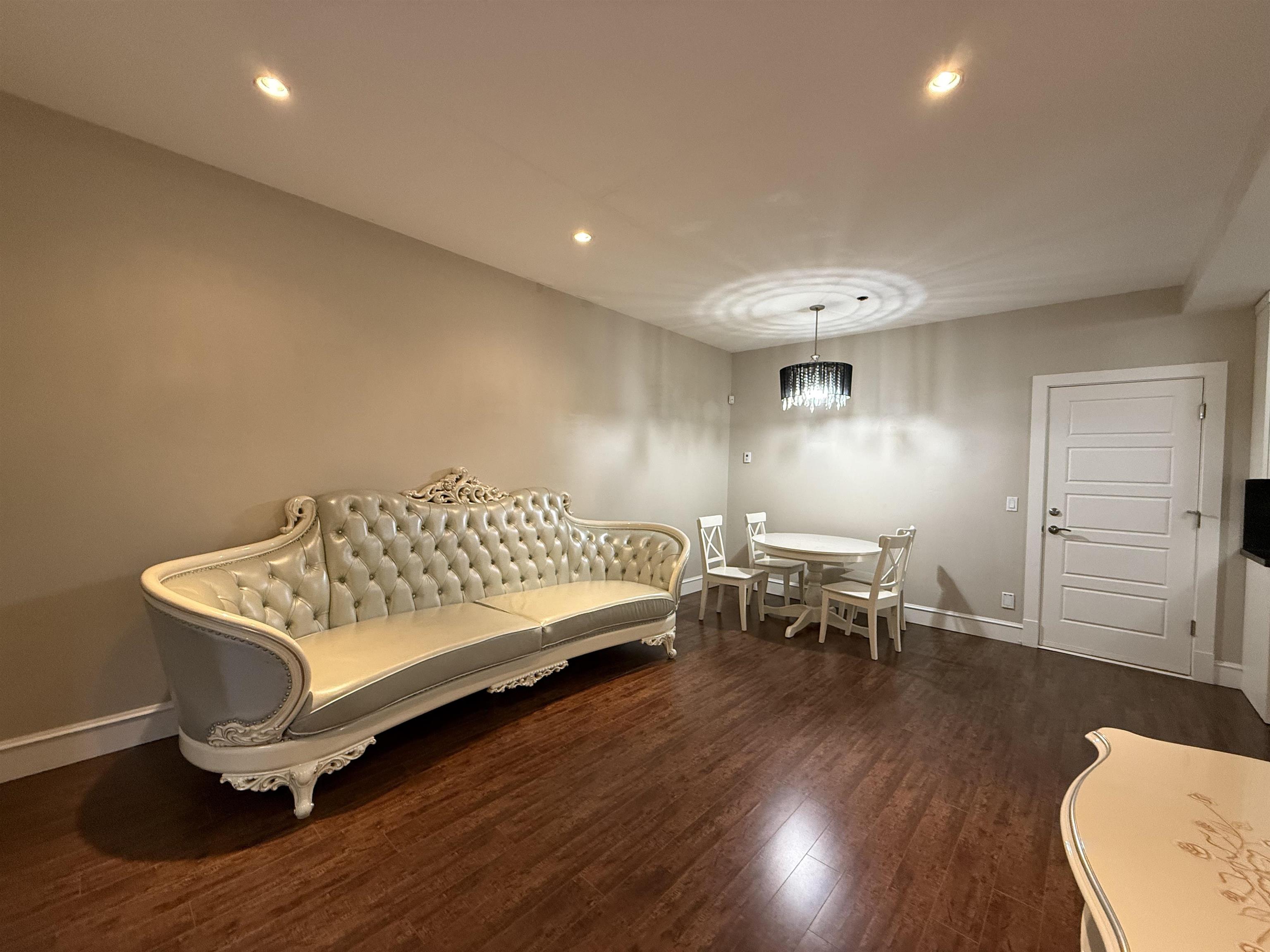 Unit Basement Suite - 1498 Palmerston Avenue, West Vancouver 2