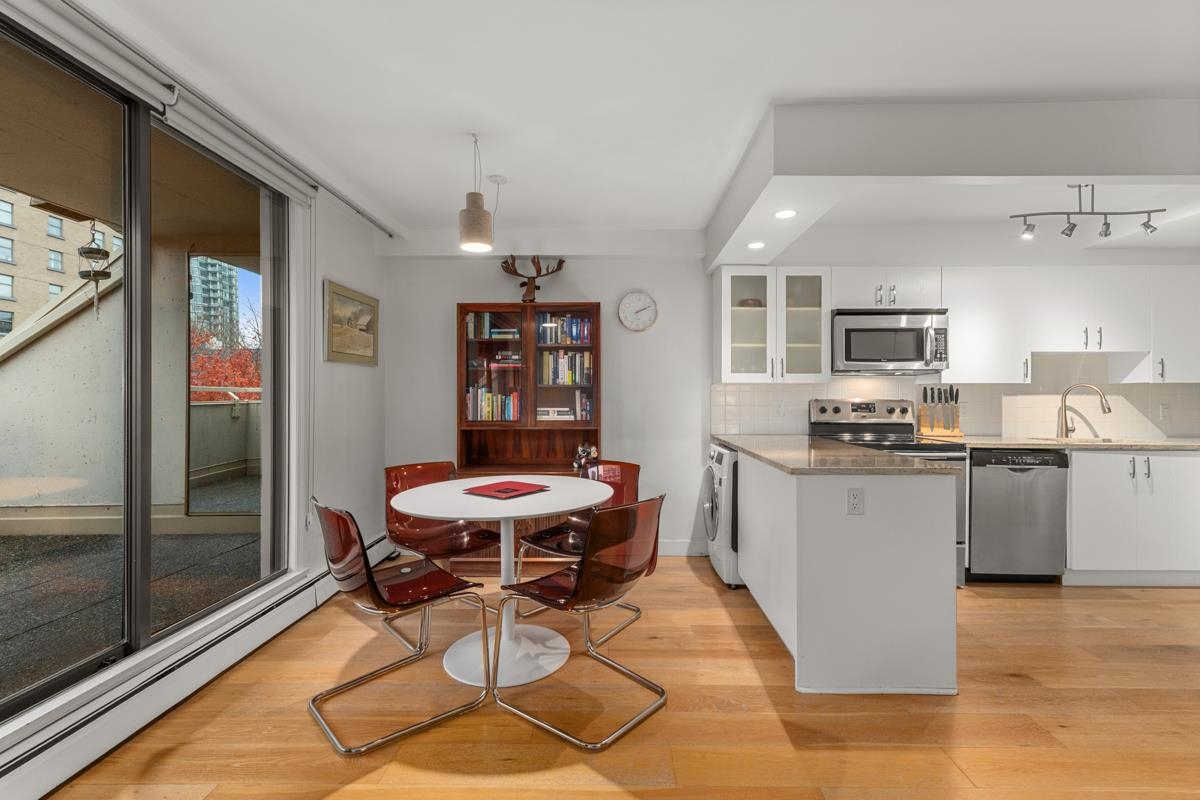 Unit 401 - 1819 Pendrell Street, Vancouver 5