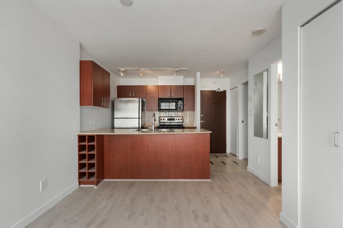 Unit 2606 - 610 Granville Street, Vancouver 4