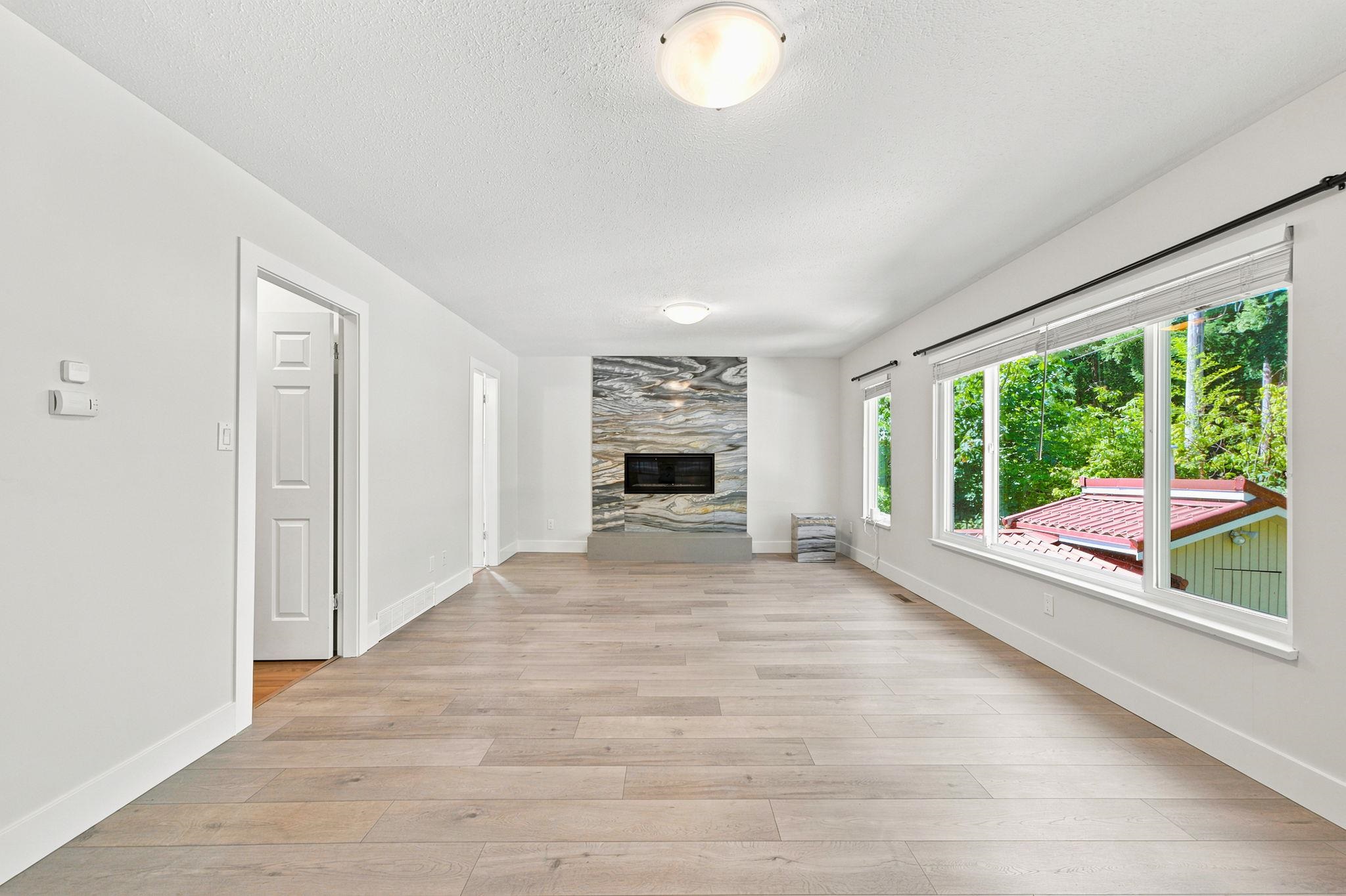 Unit Main - 5553 Nancy Greene Way, North Vancouver 3