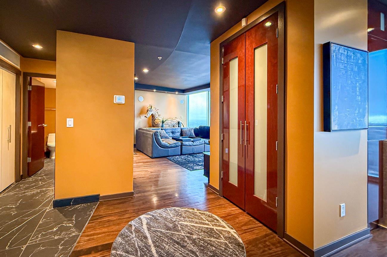 Unit 4803 - 938 Nelson Street, Vancouver 4