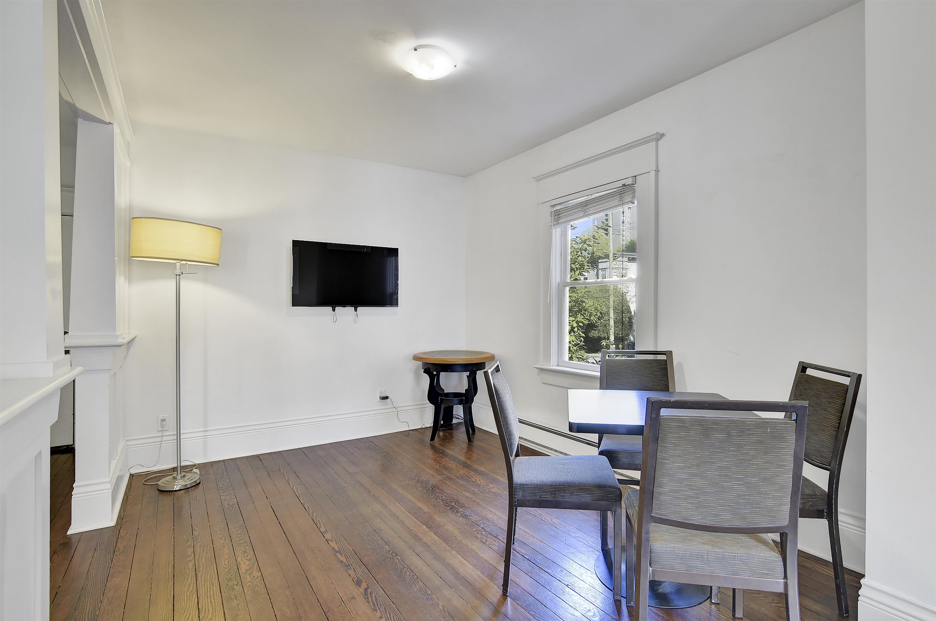Unit 2 - 1517 Comox Street, Vancouver 2