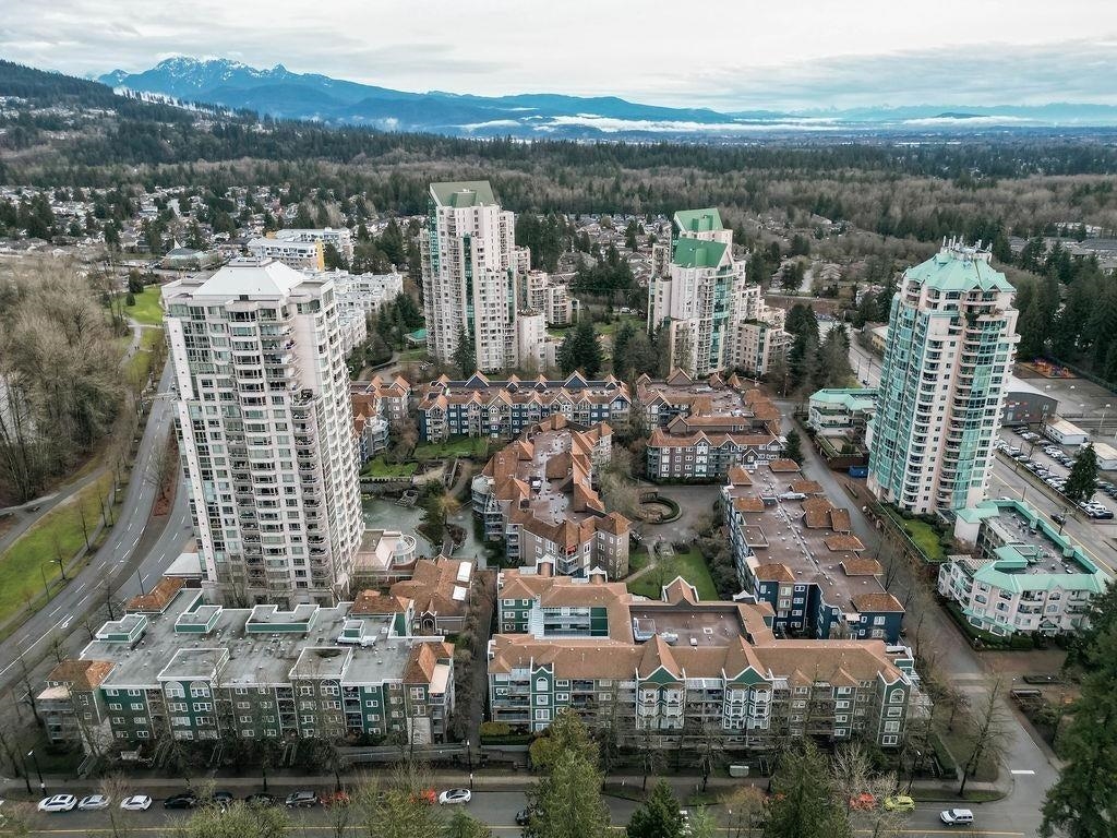 Unit 1106 - 3070 Guildford Way, Coquitlam 4