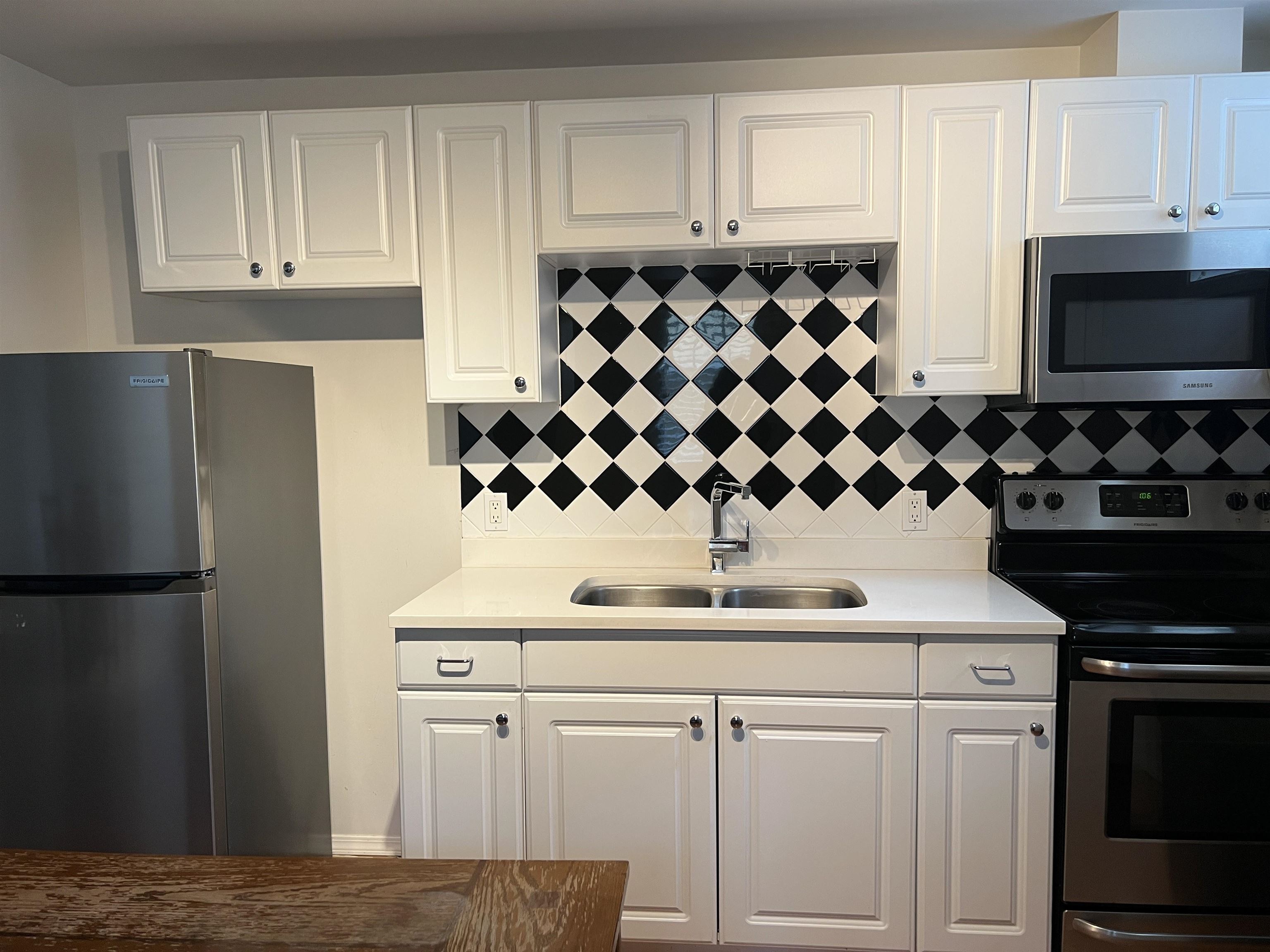 Unit Basement - 631 Porter Street, Coquitlam 3