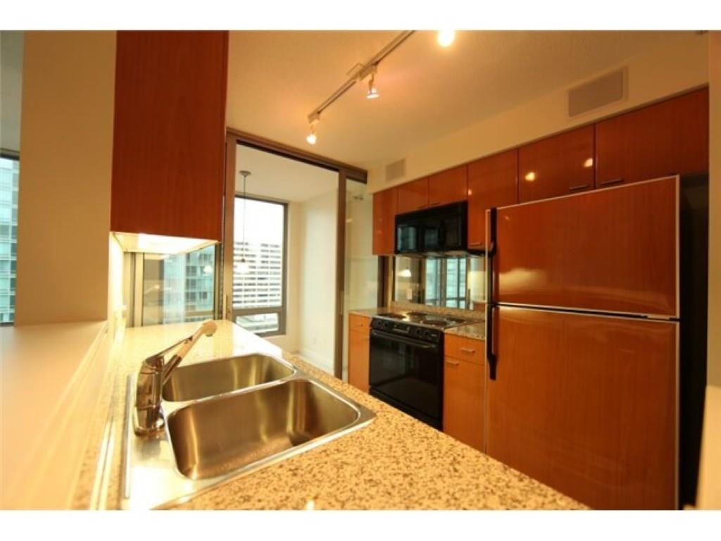 Unit 2105 - 1288 Georgia Street W, Vancouver 3