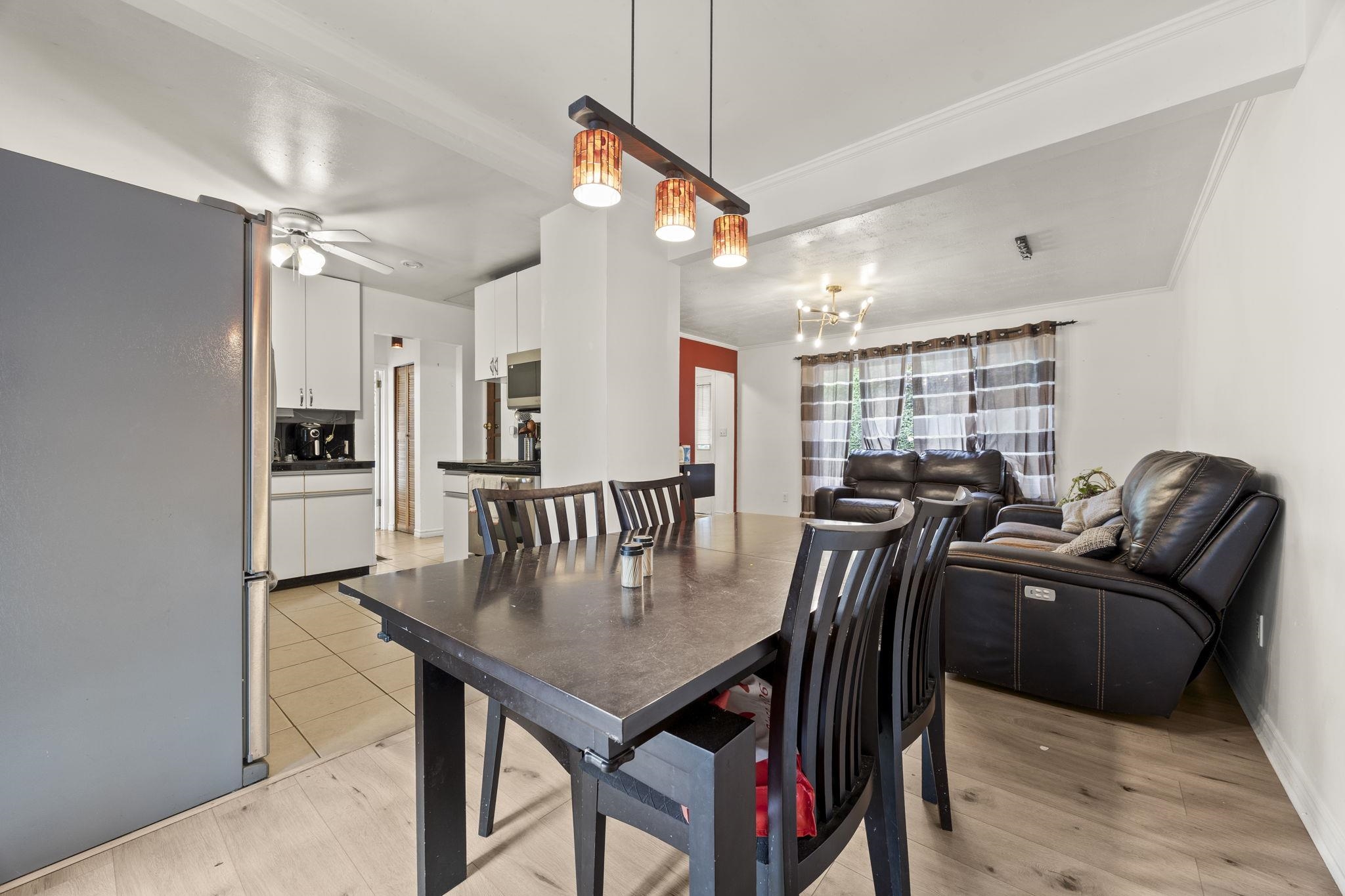 300 Tenth Avenue, New Westminster 5