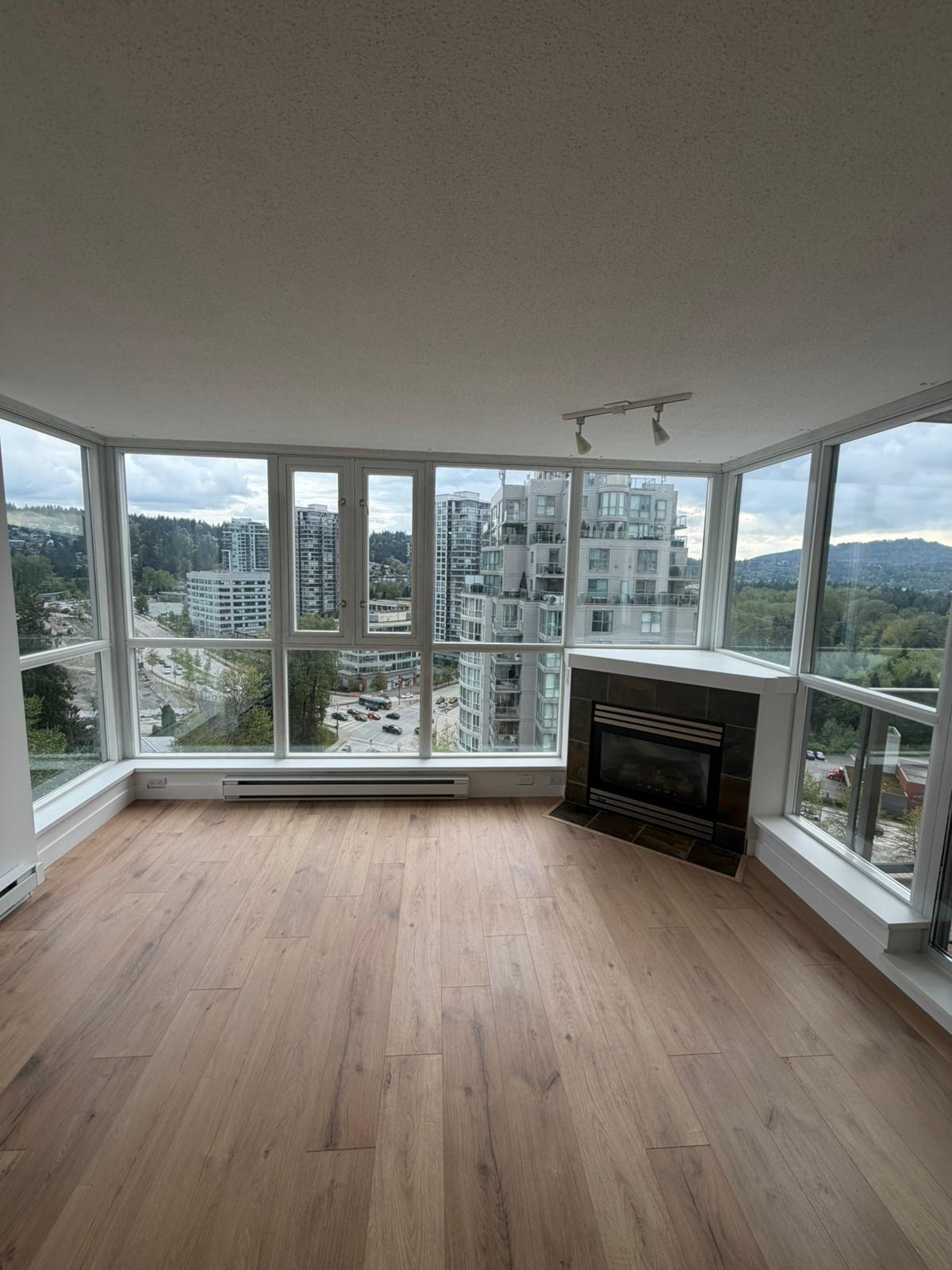 Unit 1603 - 235 Guildford Way, Port Moody 2