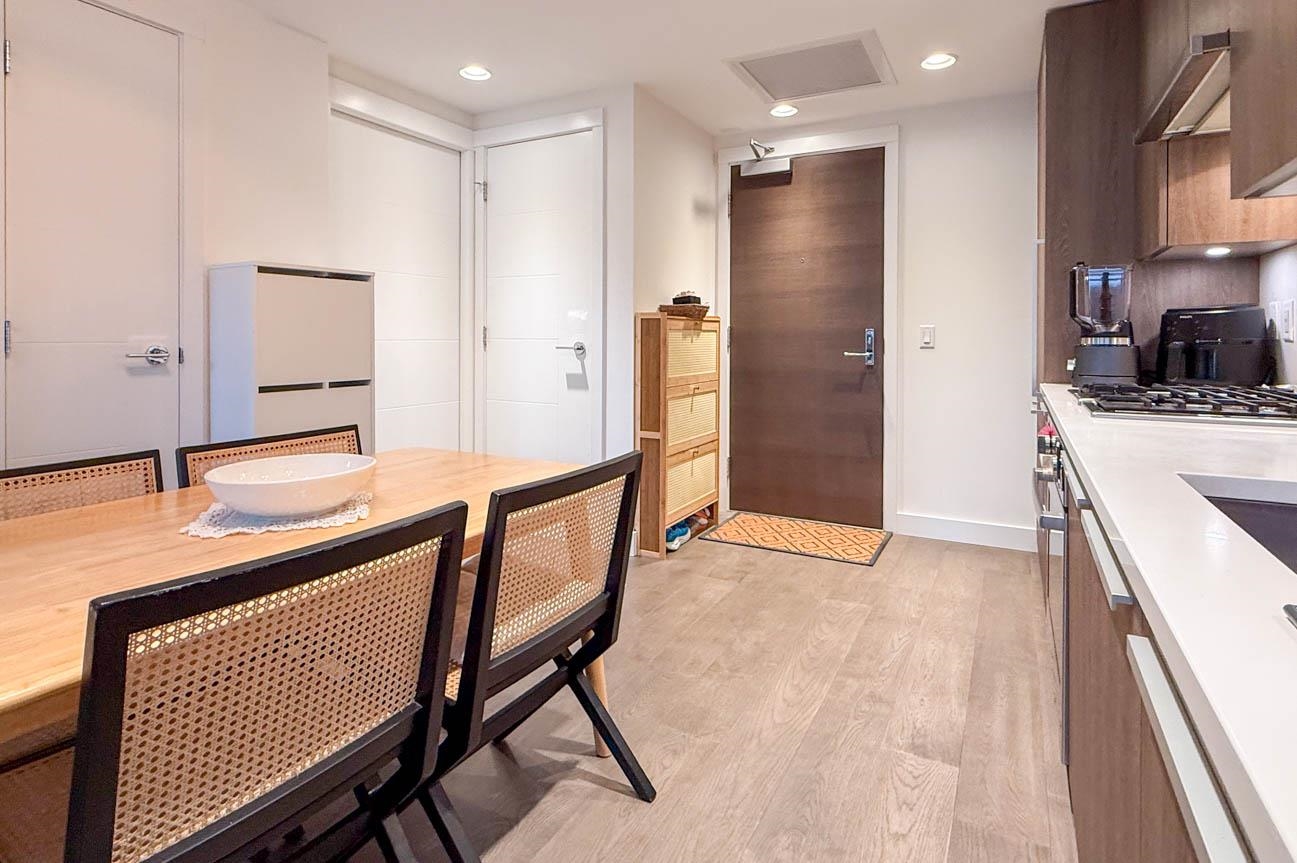 Unit 108 - 2738 Library Lane, North Vancouver 4