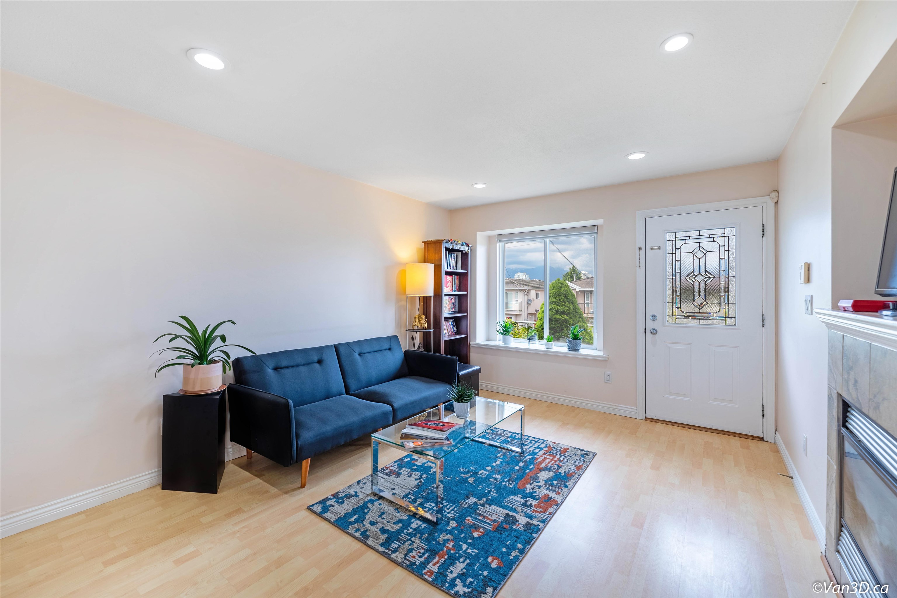 5422 Norfolk Street, Burnaby 2