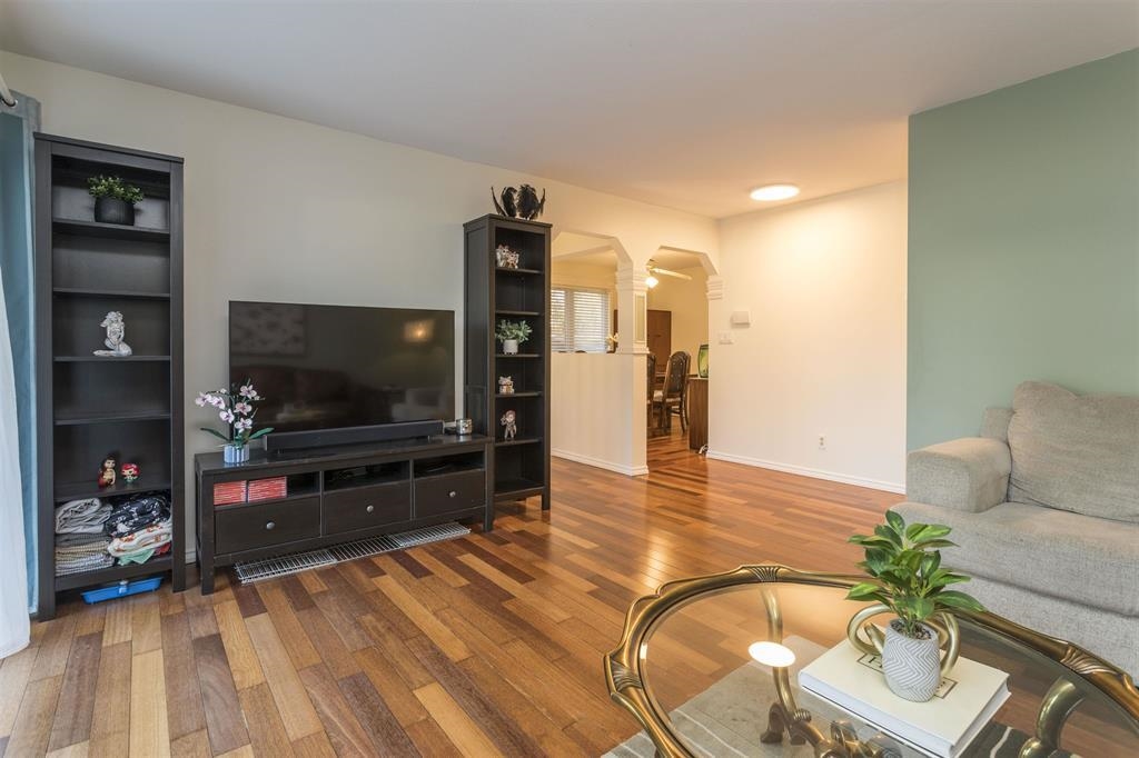 9890-Upper Lyndhurst Street, Burnaby 2