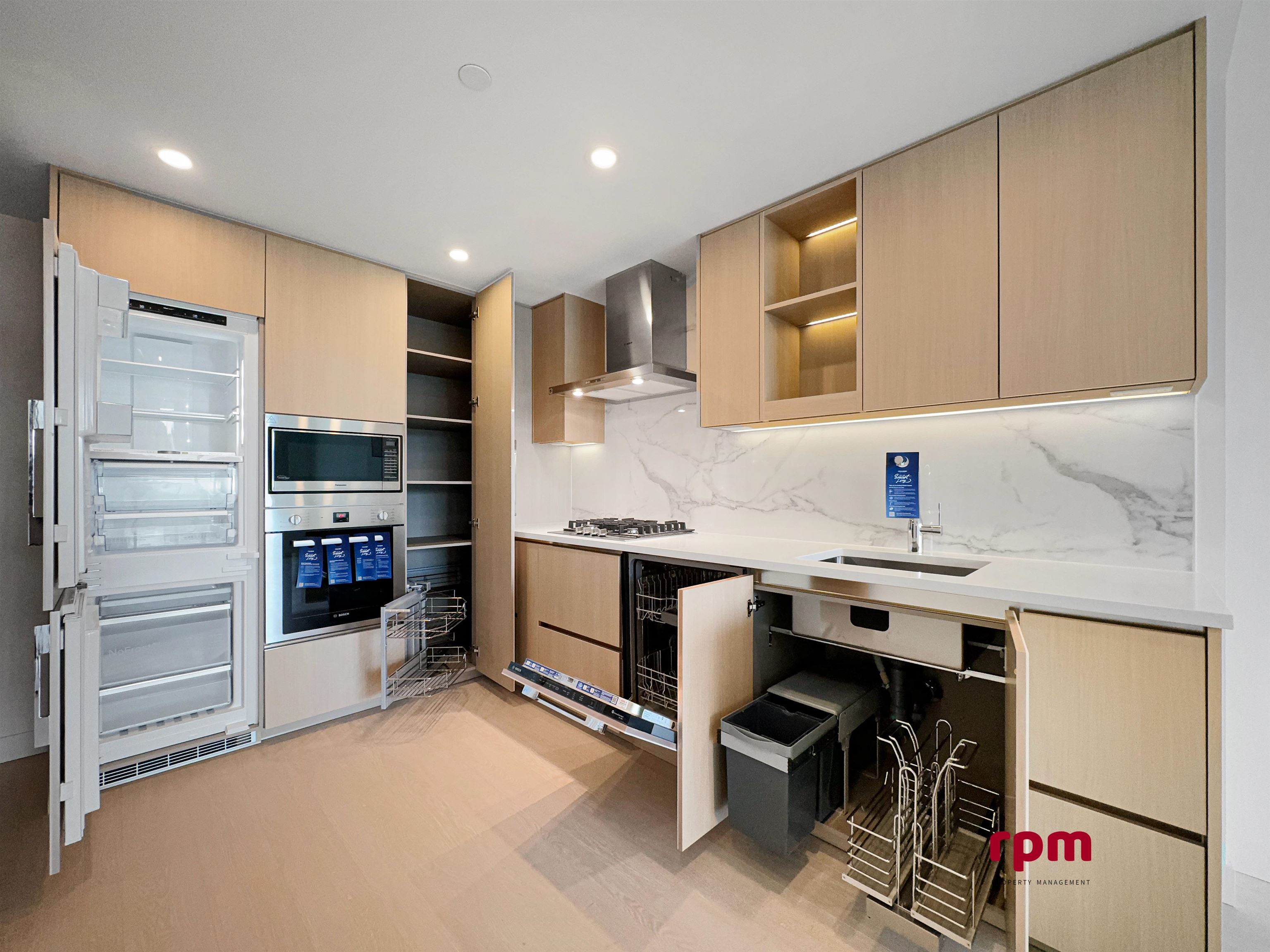 Unit 10xx - 13778 100 Avenue, Surrey 2