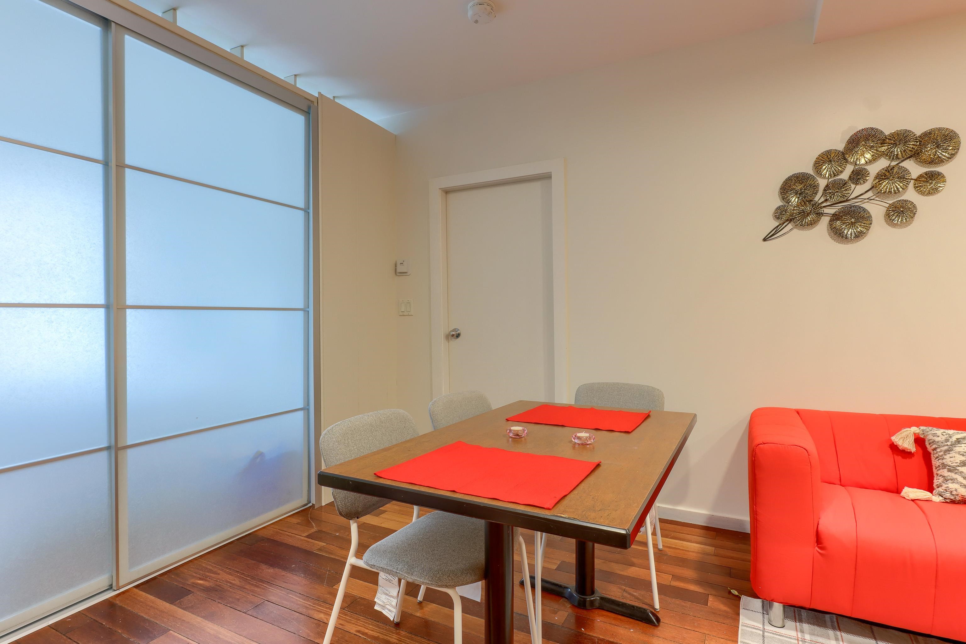 Unit 204 - 440 Richards Street, Vancouver 4