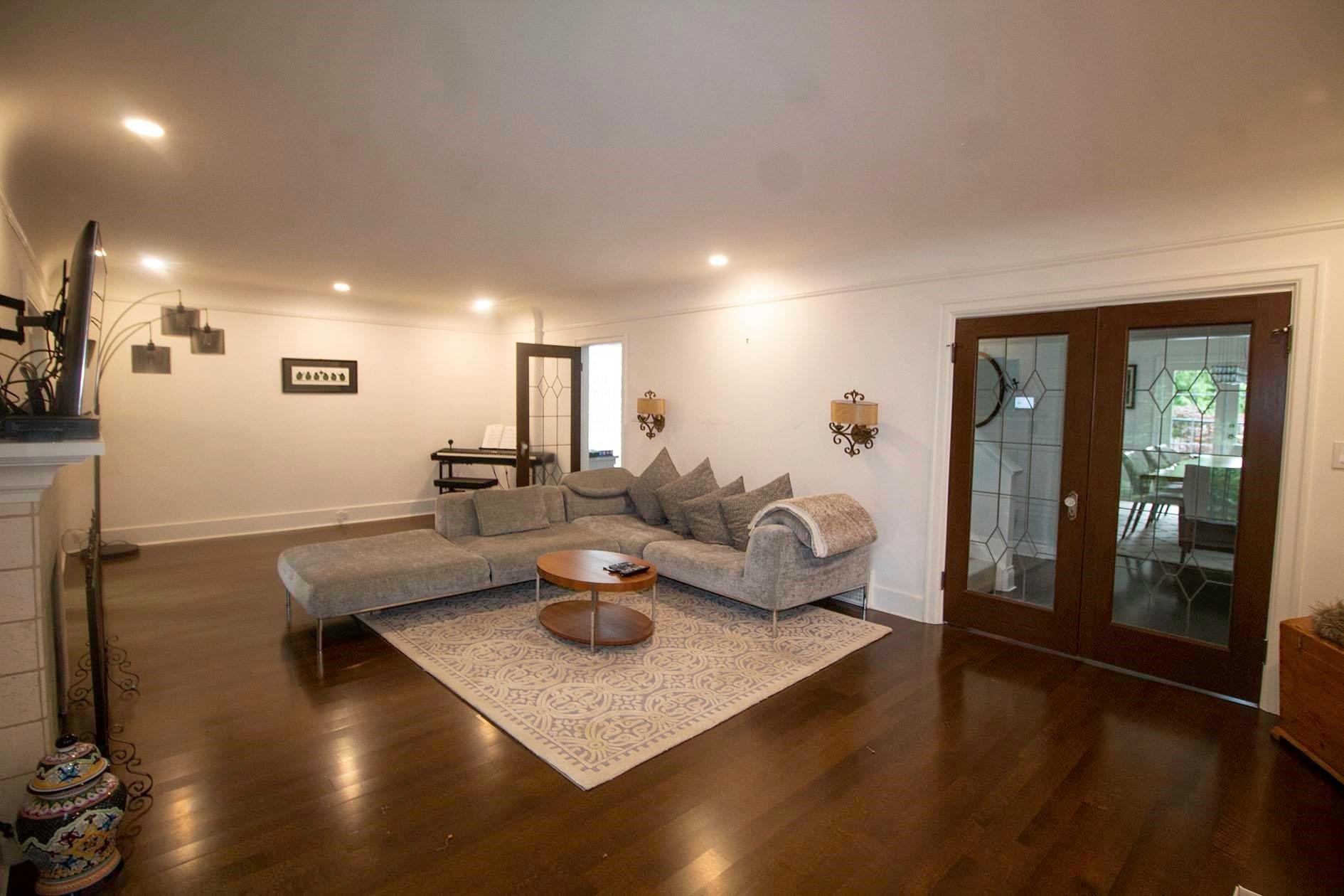 5829 Dunbar Street, Vancouver 4