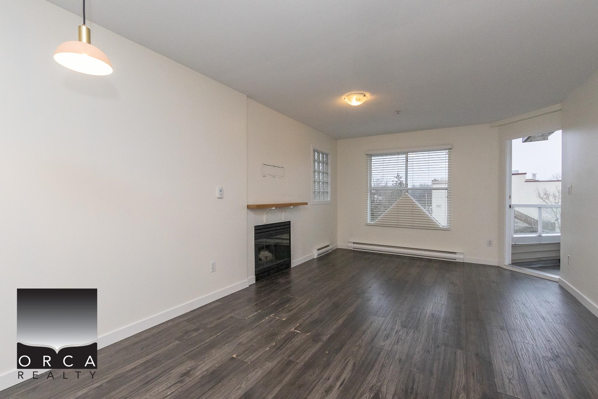 Unit 402 - 1481 E 4th Avenue, Vancouver 2