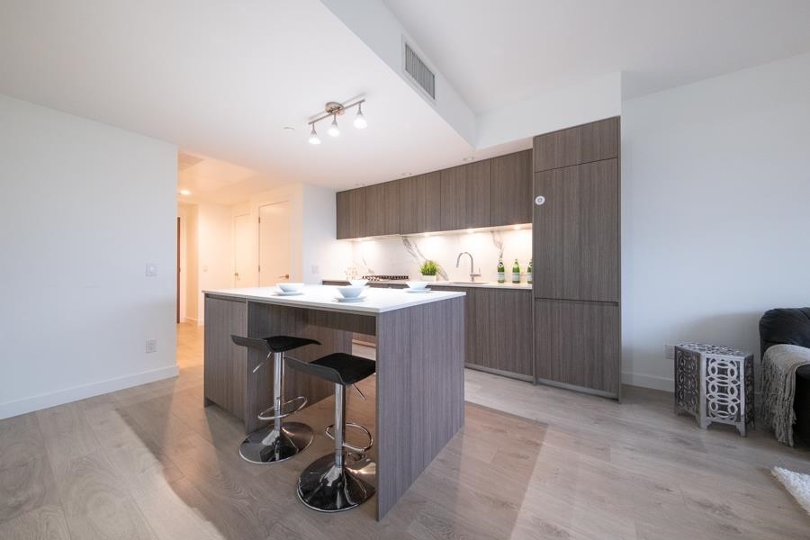 6463 Silver Avenue, Burnaby 3