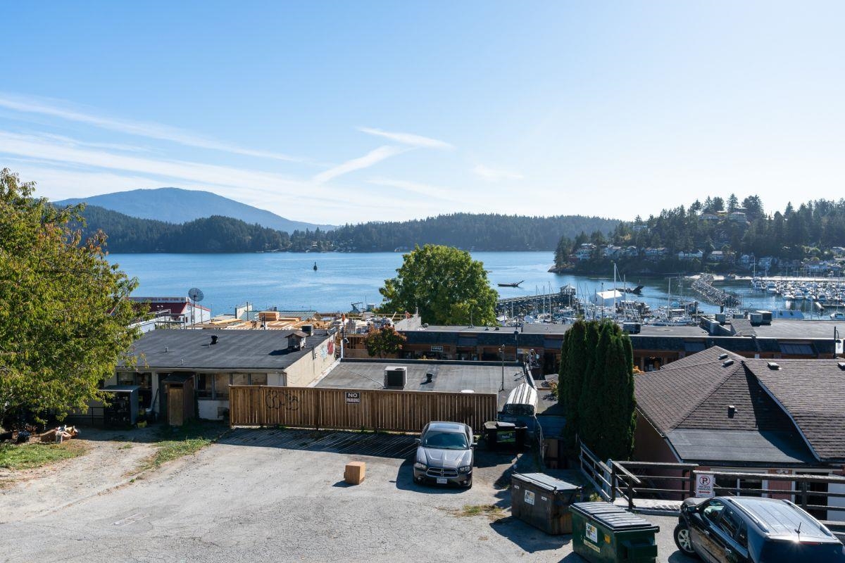 Unit 102 - 524 Fletcher Road S, Gibsons 5