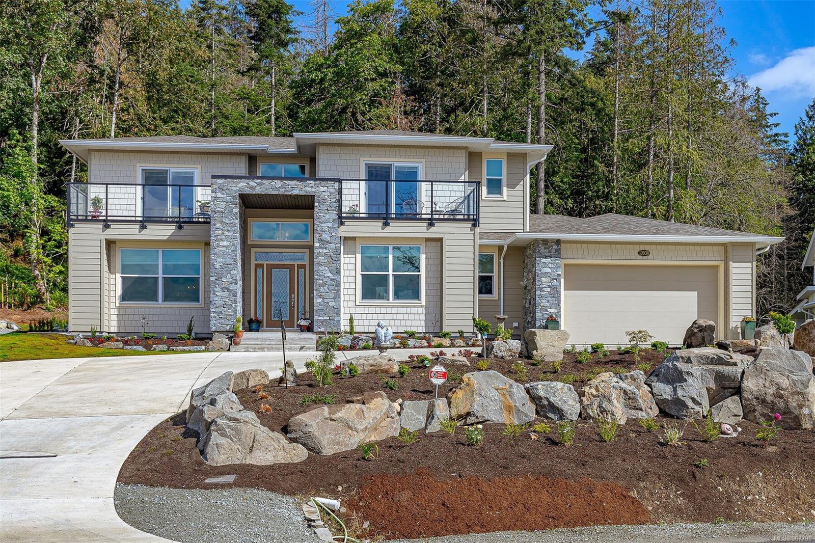 10930 Greenpark Dr, North Saanich, British Columbia V8L0C8 For Sale